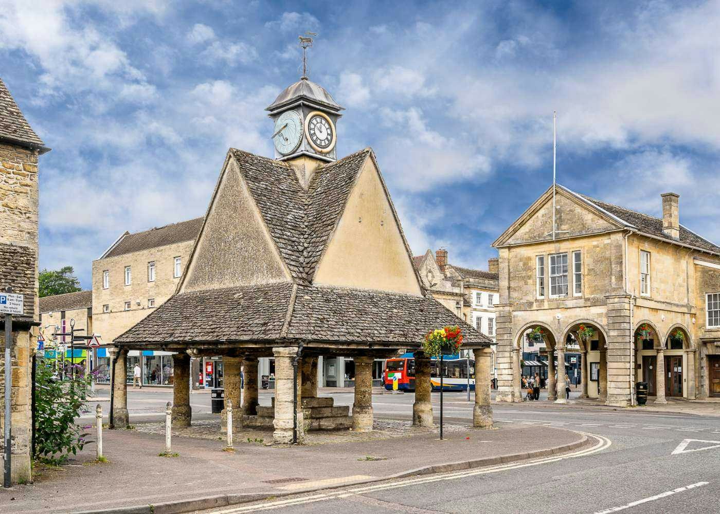 Estate & Letting Agents Witney, Carterton & Eynsham Parkers